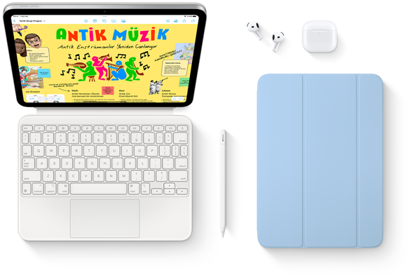 Magic Keyboard Folio’ya takılı iPad, Apple Pencil, AirPods ve Smart Folio