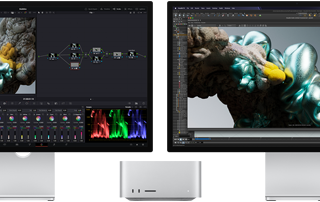 Mac Studio’nun her iki yanında birer adet Studio Display ve Studio Display XDR ekran bulunuyor, ekranlarda sanatçı çalışma alanı, 3D modelleme yazılımı ve araçları gösteriliyor